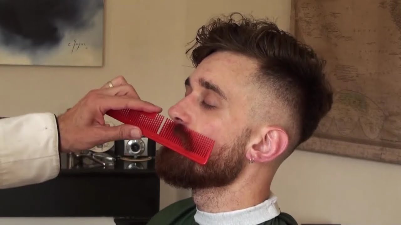 Taille de barbe et rasage contours