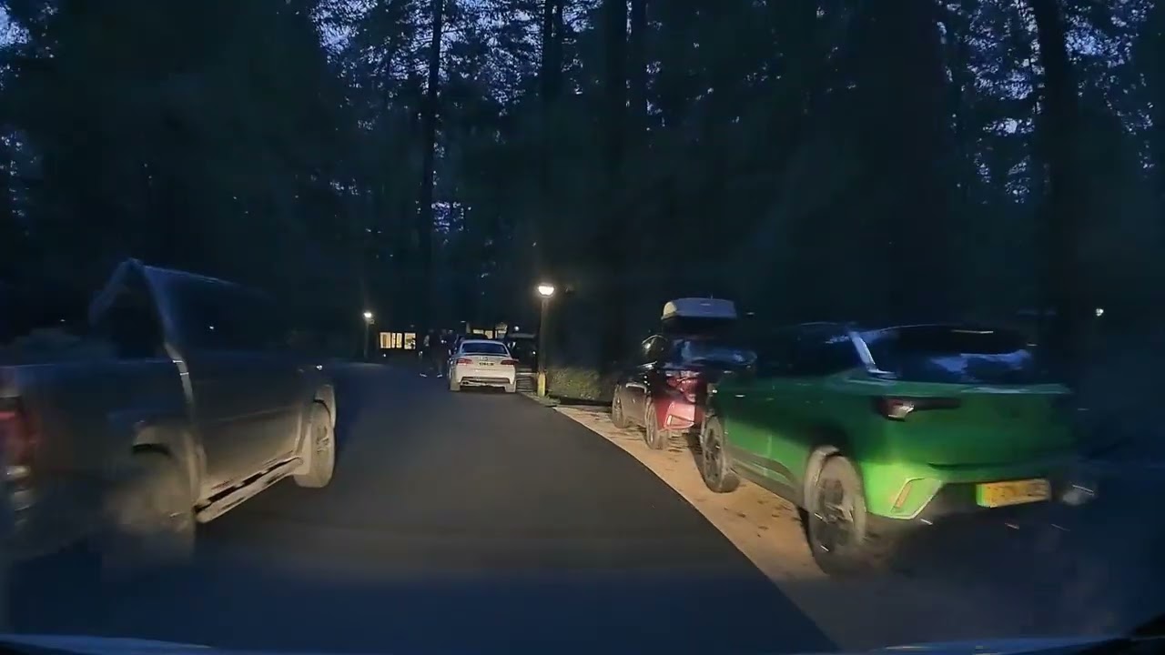 Dash Cam Tour of Center Parcs Longleat Winter Lights at Dusk (January 2026)