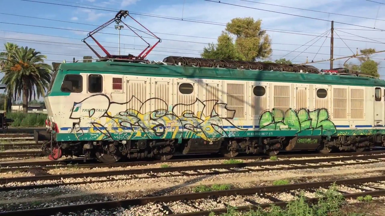 Foggia...stazione di Foggia... 1/2