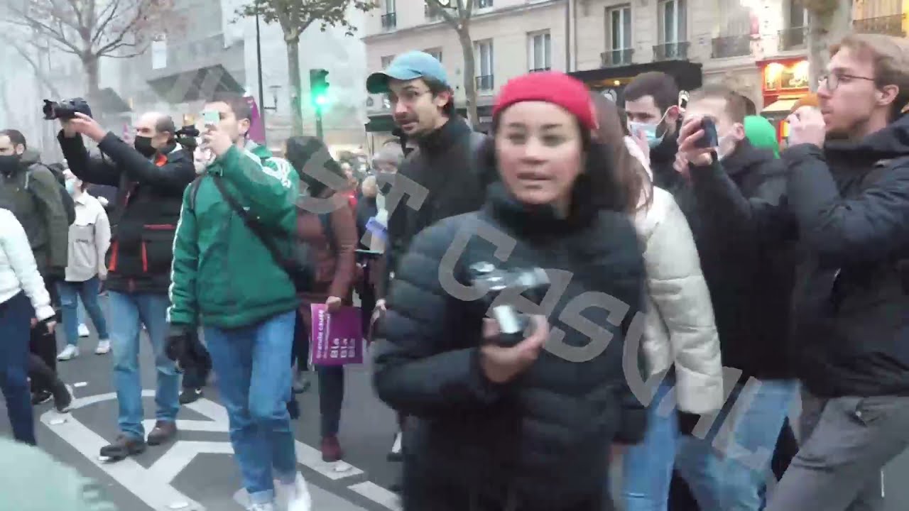 20 NATIONALISTS VS 100 ANTIFAS & FEMINISTS - Paris, 20/11/2021 🇫🇷