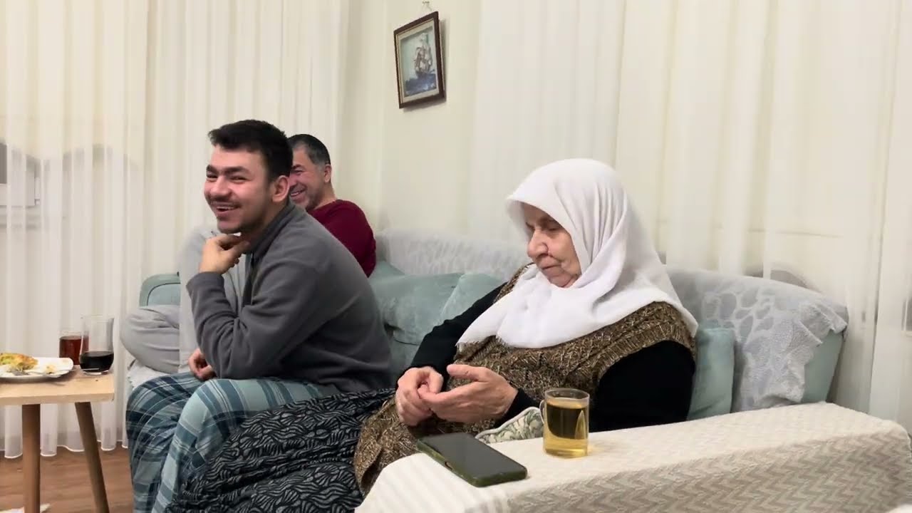 SİLİKONUN 😆KAYNANASI 🤓GELİNCE ANASINI 🤗GÖZÜ GÖRMEDİ 🤭BİRAZ GAZI VERDİK 🧿BONCUKUMA 