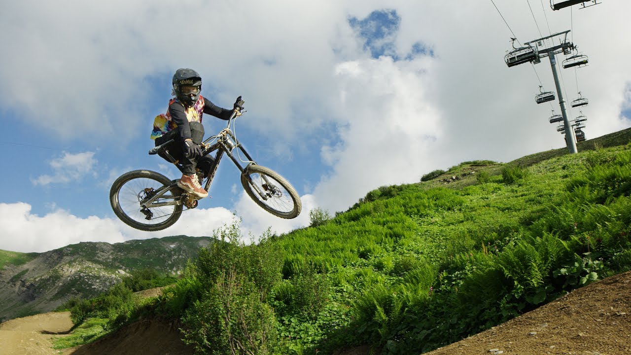 The Sickest Bikepark Line Ever // The Vink Line in Ch&acirc;tel