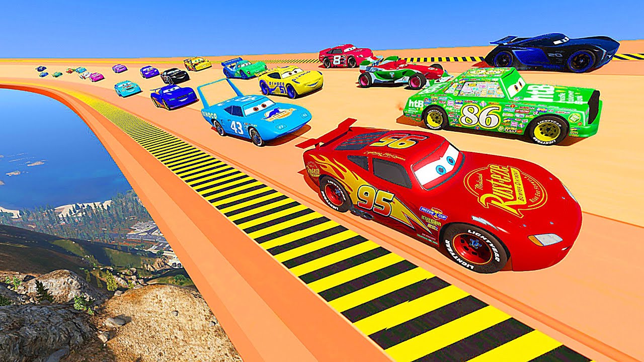 Race Disney Cars Crazy Track - Lightning McQueen VS Jackson Storm Chick Hicks  Cruz Ramirez & Friend