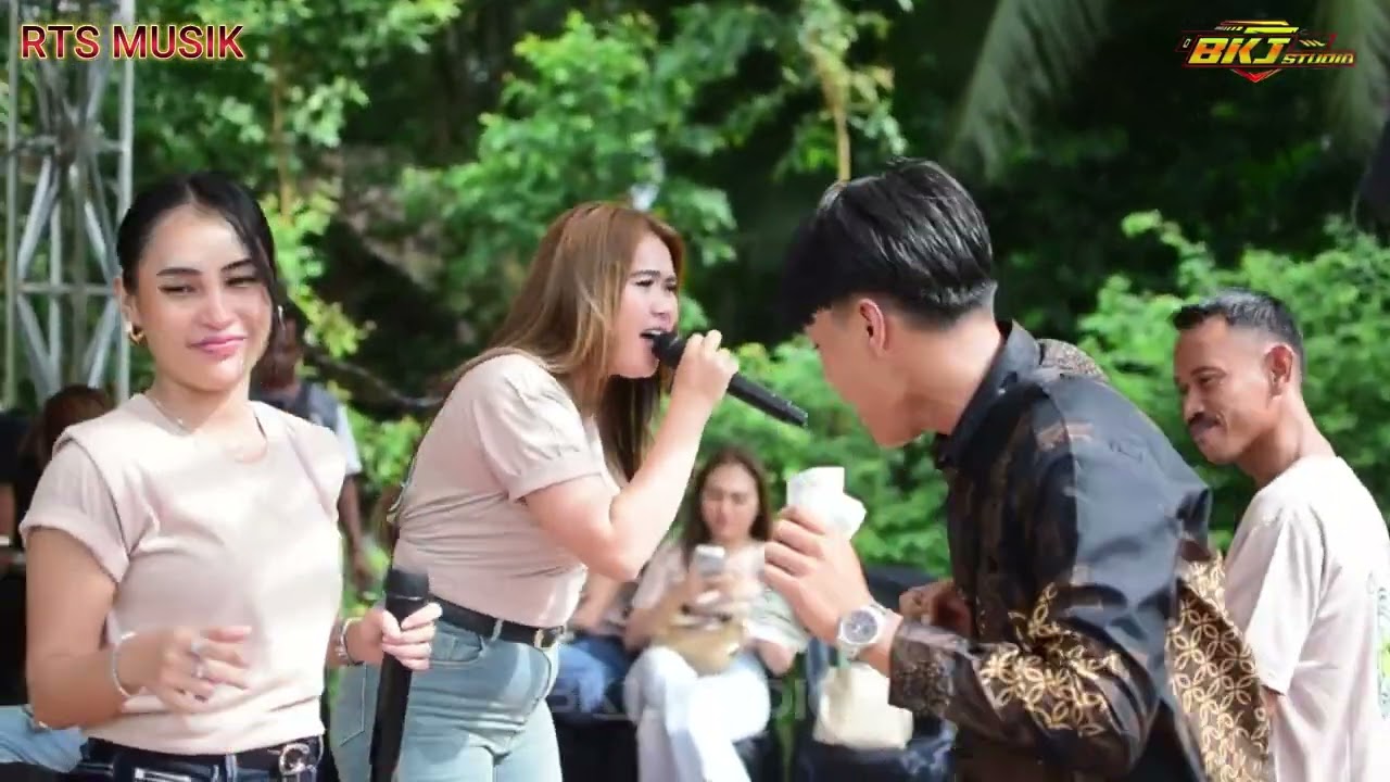 ICHA FT DEDE ASELOLE || MANGU || RTS MUSIK LIVE IN BANGKONG