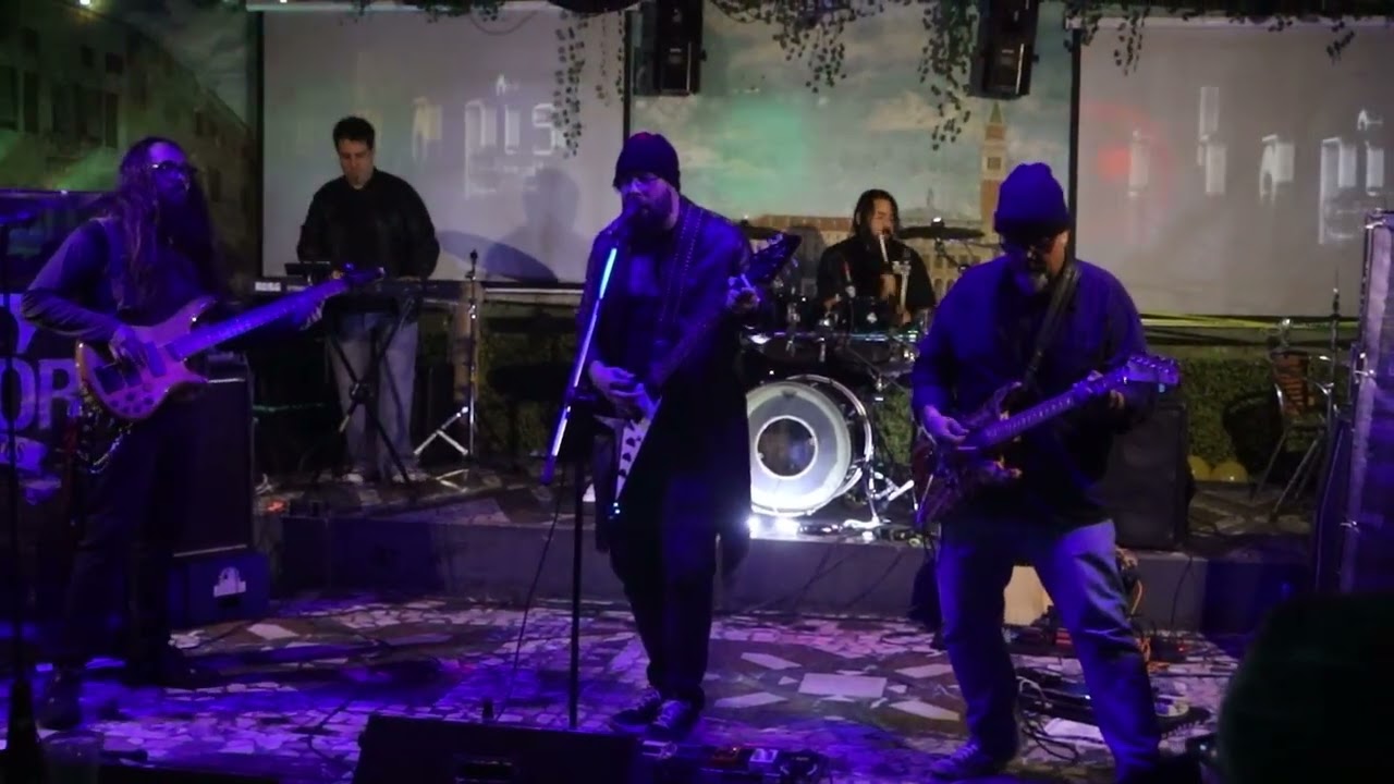 Vettor N' The Insurrectos en el Metal X-Mas Caracas 2025
