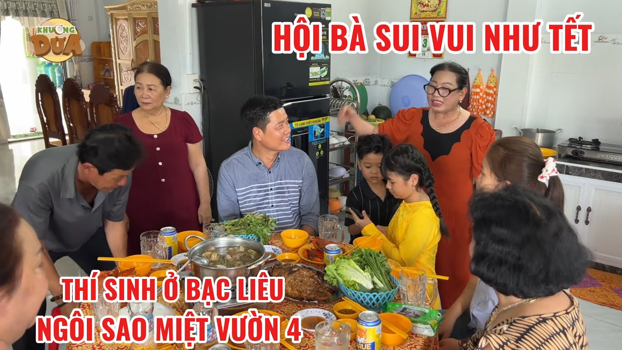 Khương Dừa về quê Công Tử Bạc Liêu thăm thí sinh Ngôi Sao Miệt Vườn 4 gặp hội bà sui vui như Tết