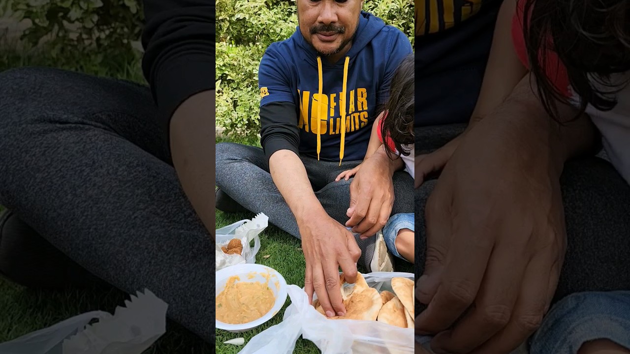 Usai lari pagi, mampir sarapan pagi di taman walikota Gaza Park