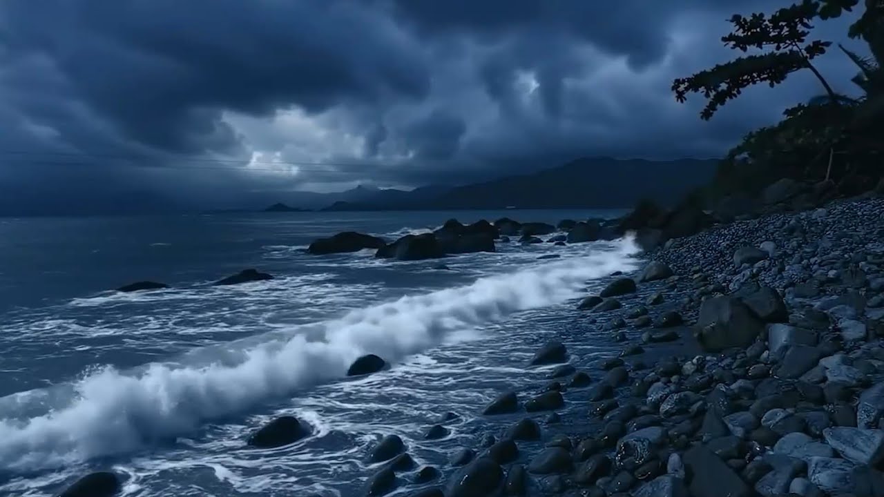 Ocean Waves for Deep Sleeping 🌊 Release Overthinking and Stress