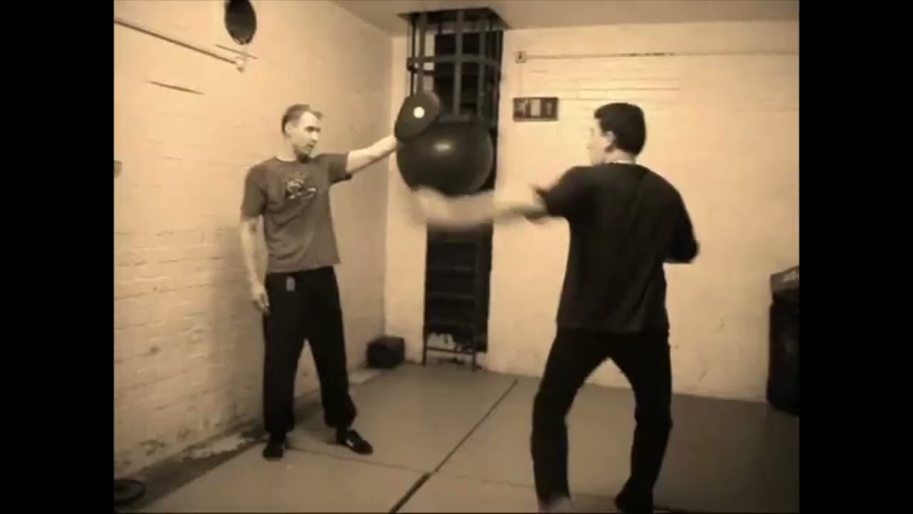 Urban Combat Jeet Kune Do - Silat - Wooden Dummy Skill - JKD Trapping - Advanced TKD Kicking -