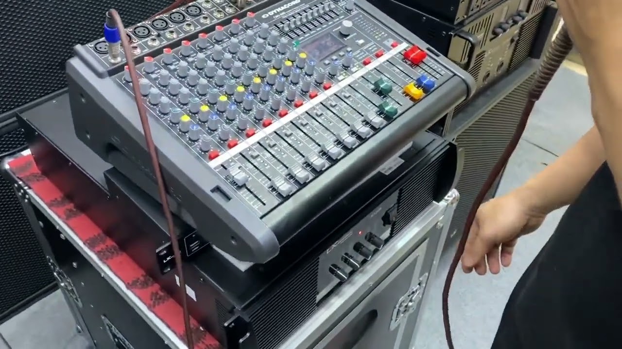 Mixer Dynacord CMS600 (loại cao cấp) 7tr500 (chip ADSP MỸ ) 2 effect cực mượt