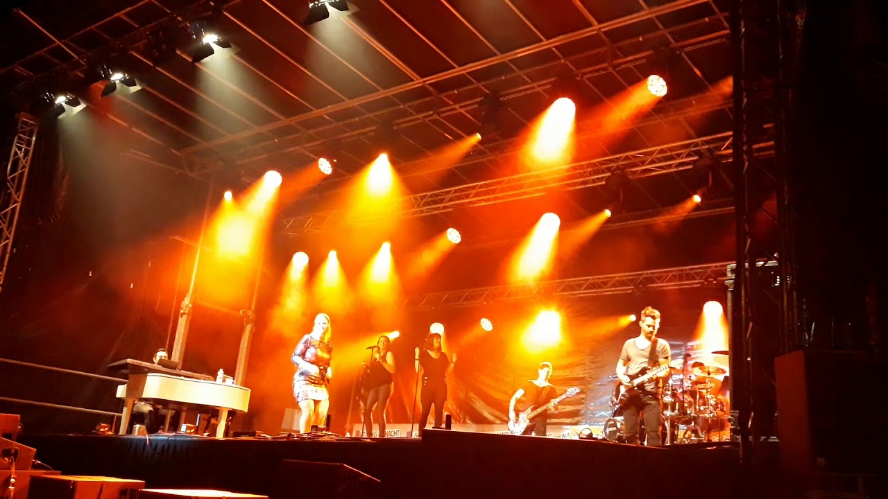 Beatrice Egli - Alperose 29.09.17 Tiengen