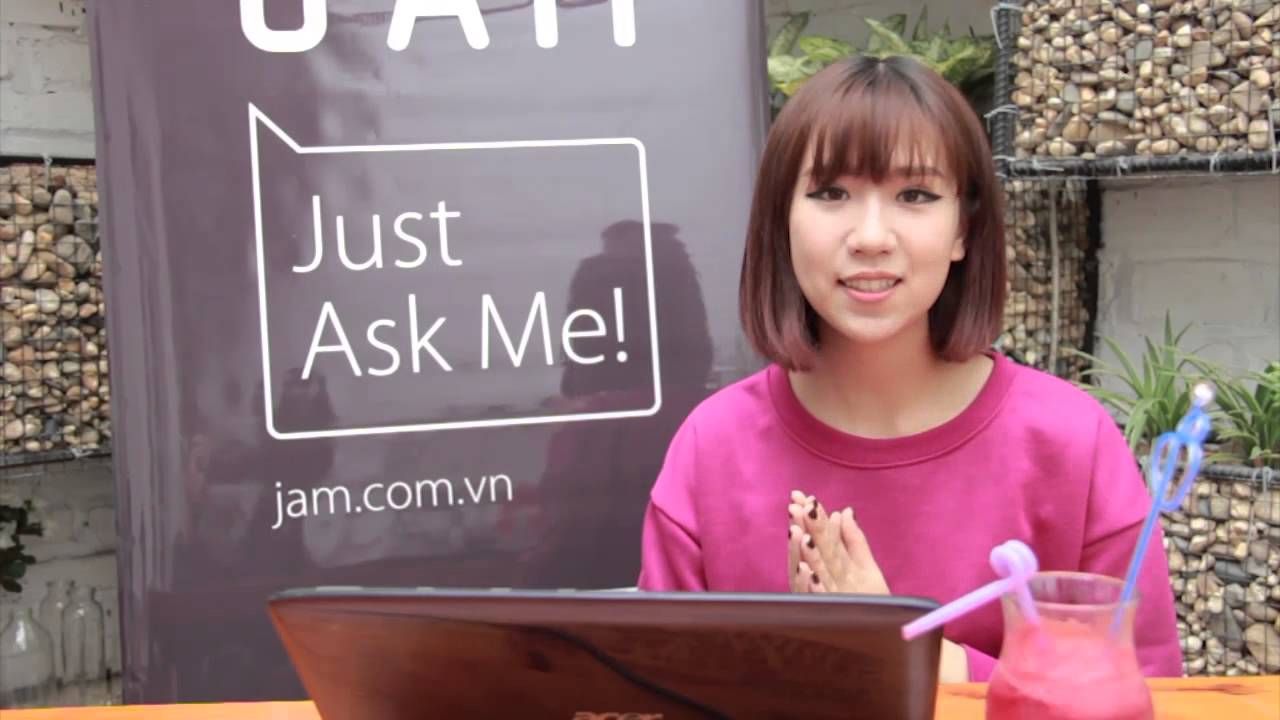 St 319 khoe tài nói tiếng Anh, Đức và Thái cực  đỉnh