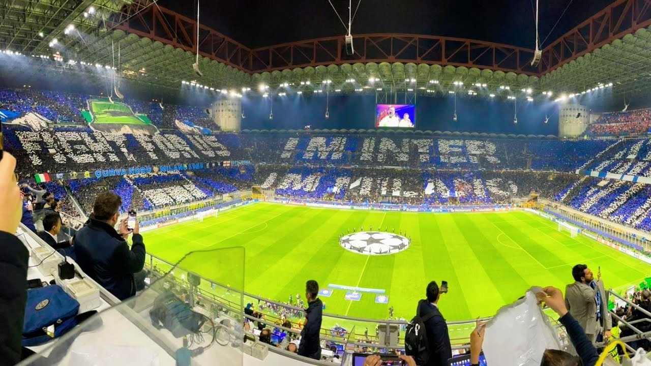 Inter-Benfica 3-3 dallo stadio Coreografia,C'è solo l'Inter e The Champions
