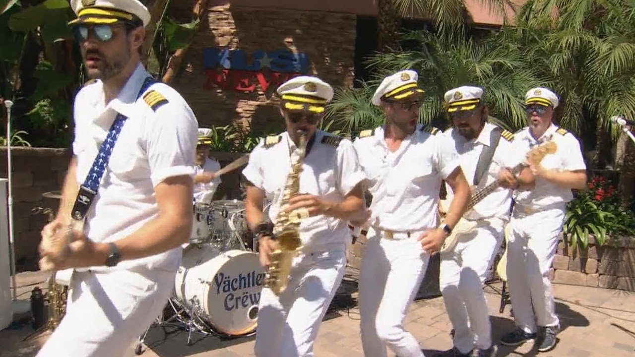 LIVE ON GMSD - Yachtley Crew Performs 