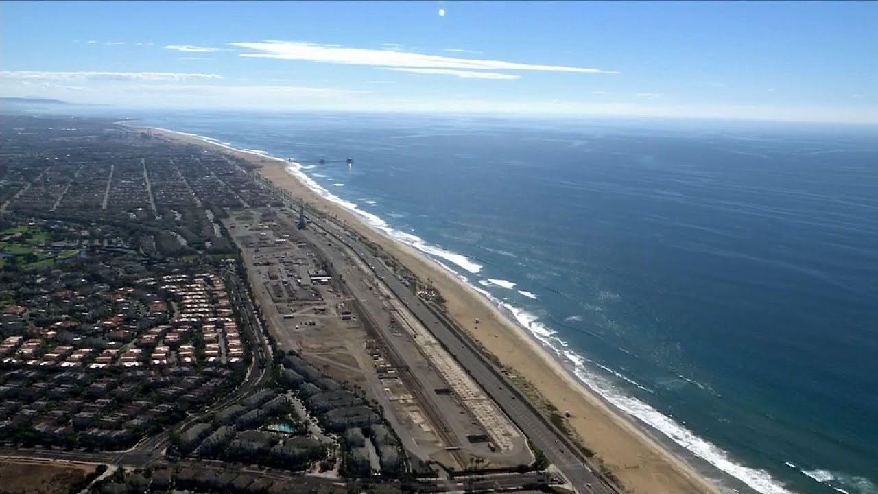 Coast Guard: Divers find undersea pipeline damage