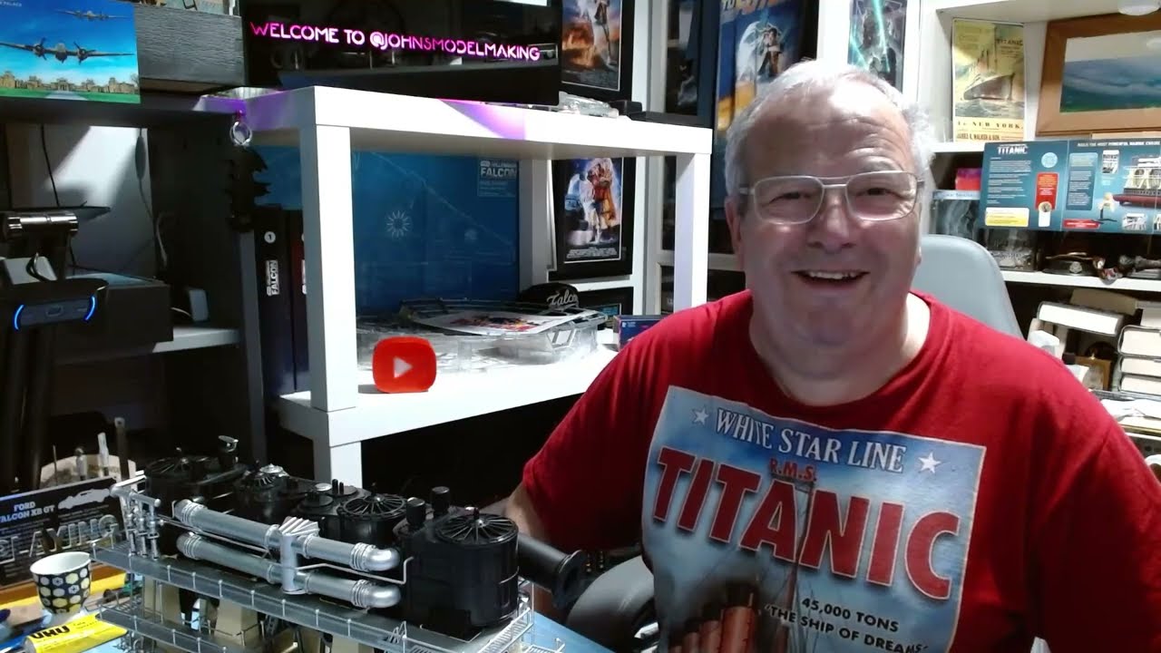 Компания Hachette построила поршневой двигатель Titanic Stage 190.