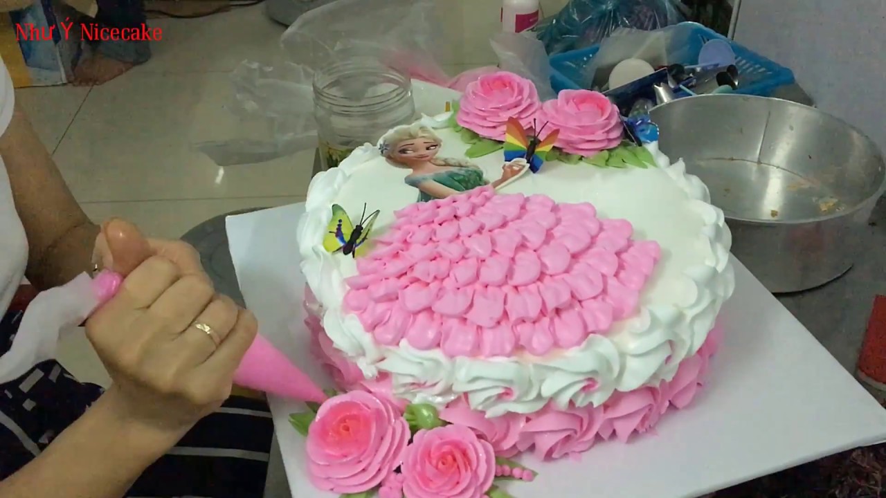 Bánh kem công chúa elsa - đơn giản với hình elsa có sẵn - cute cream elsa