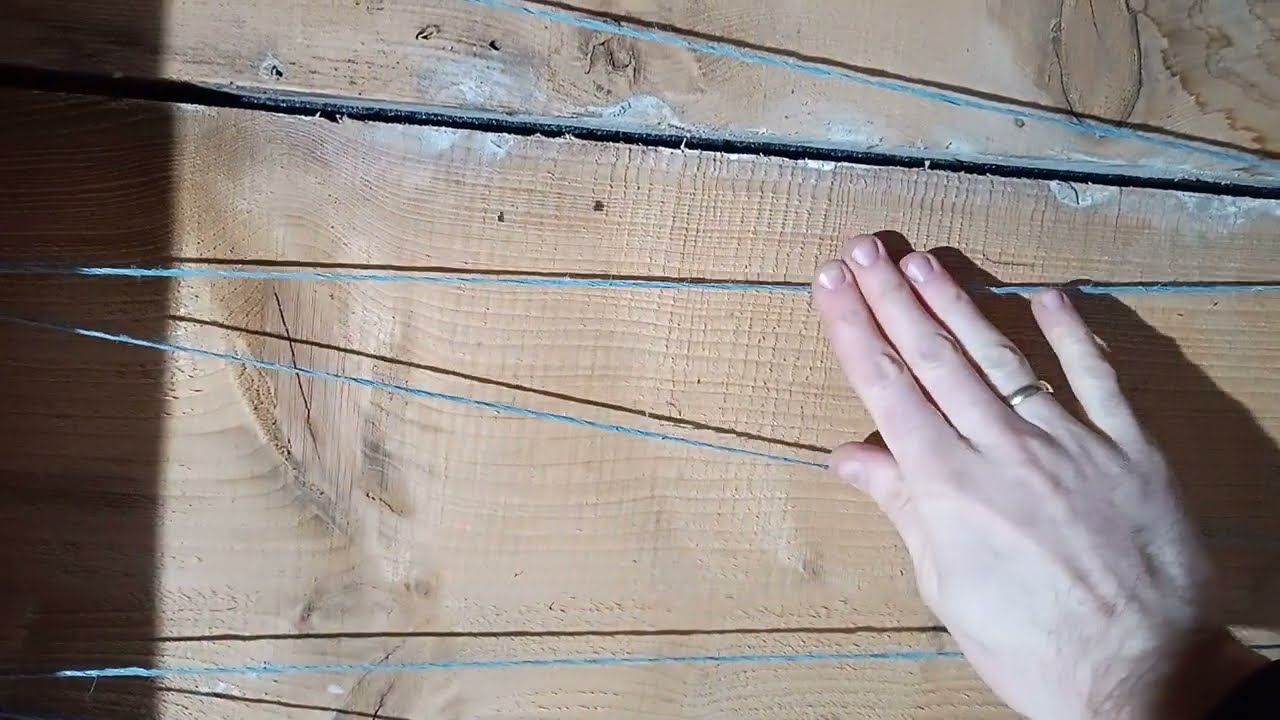 Sznurkowanie poddasza pod wełne. szczelina wentylacyjna dachu.