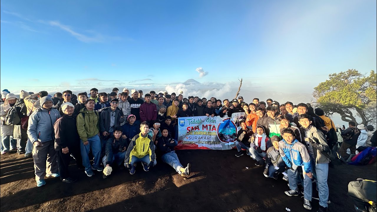 TADABBUR ALAM SMA MTA PUTRA 2025 DI BROMO DAN SNORKLING DI PULAU GILIKETAPANG