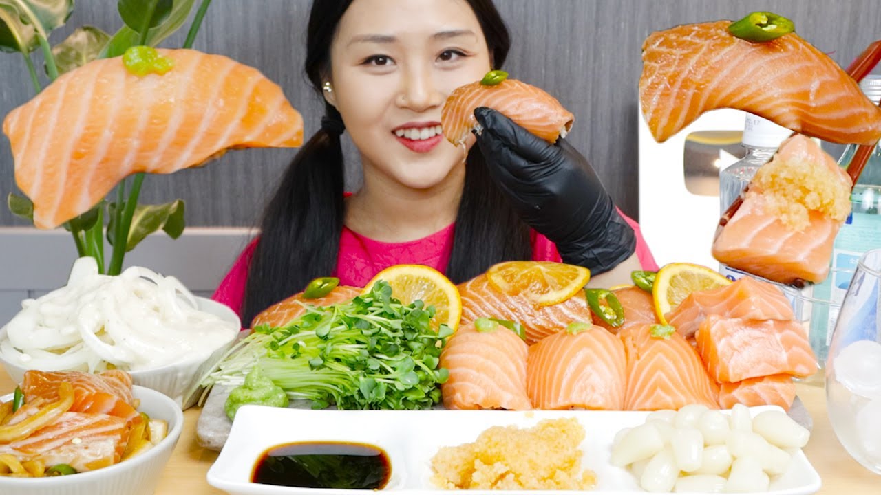 MUKBANG) 대왕연어초밥 & 연어장!!초밥🍣먹방 GIANT SALMON SUSHI & MARINATED SALMON ASMR EATING SHOW