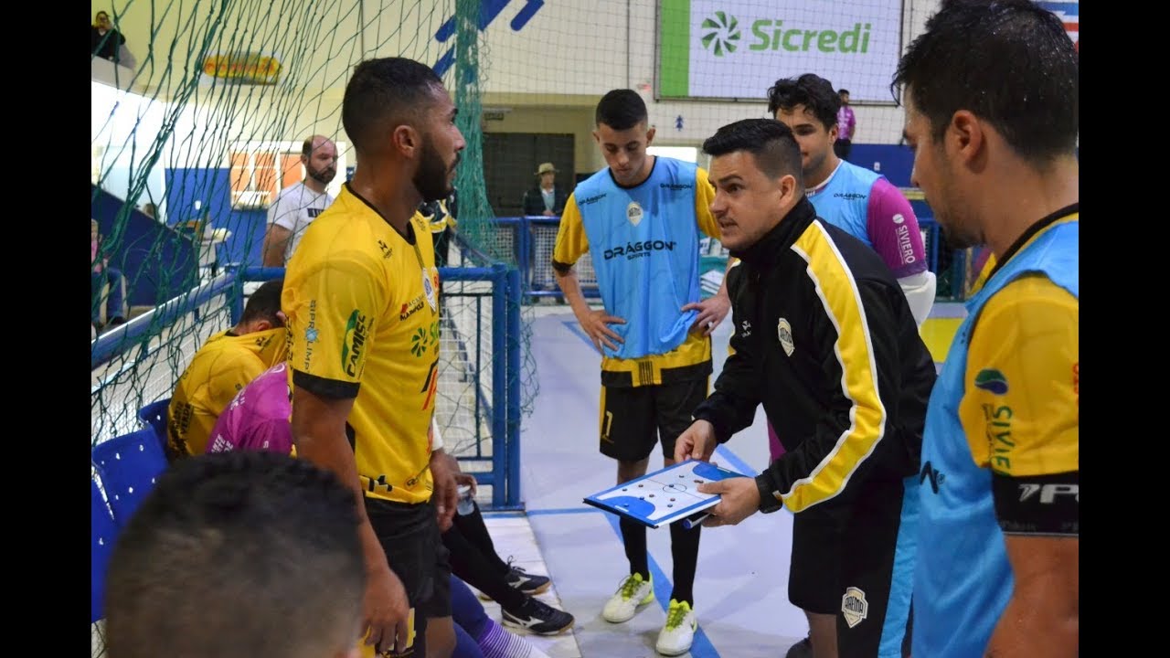Exercício técnico de passe - Futsal