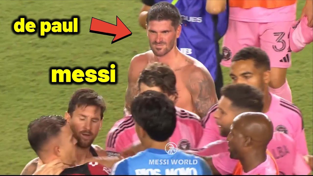 De Paul being Messi's bodyguard AGAIN 😭