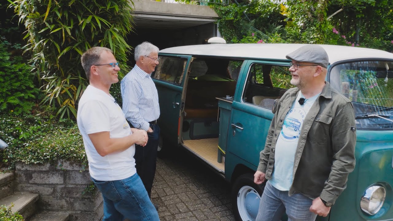 #BULLILOVEstories 🚐❤️ Dietrich and Ortwin, the VW-enthusiastic father-son duo | VW Bus T2