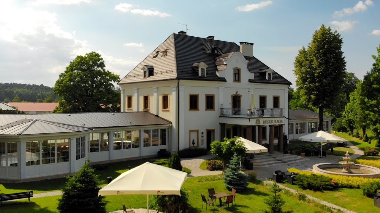 Staniszów - Pałac na wodzie