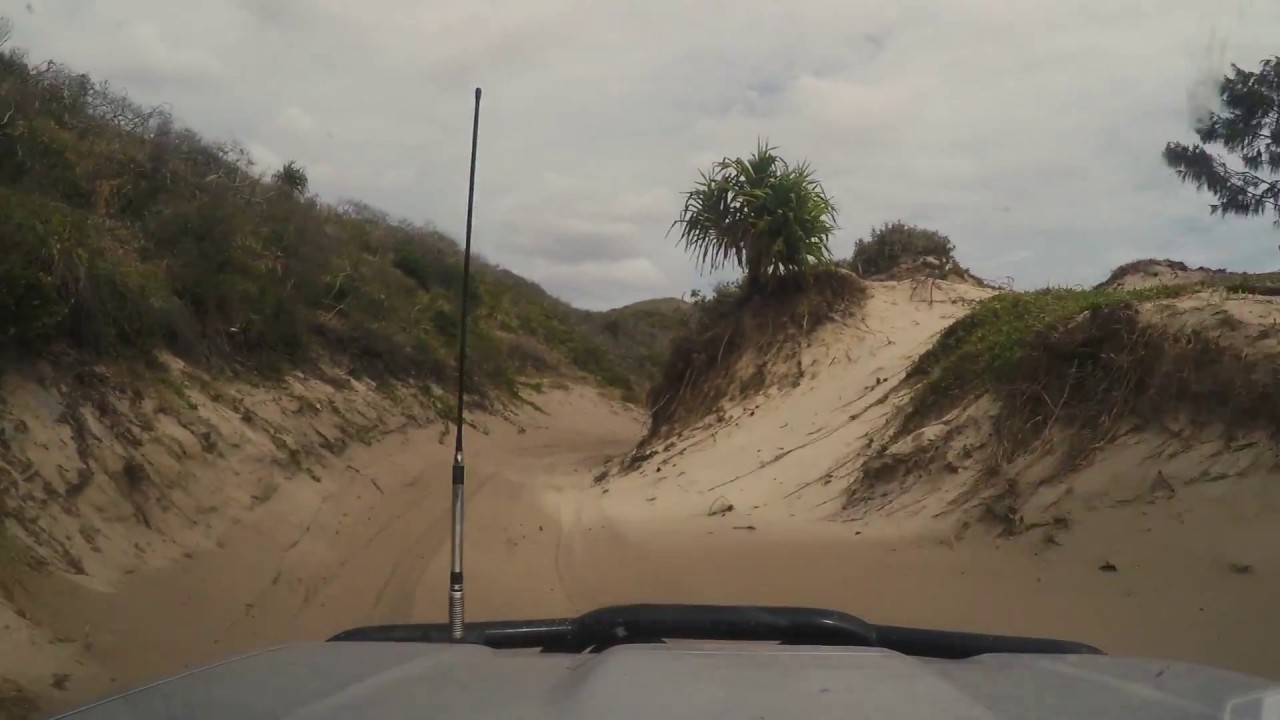 Ngkala Rocks (Fraser Island) in a Suzuki Jimny