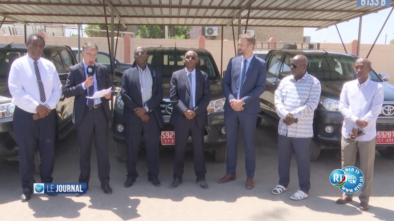 Décentralisation : Remise de véhicules aux communes de Balbala, Boulaos et Ras Dika