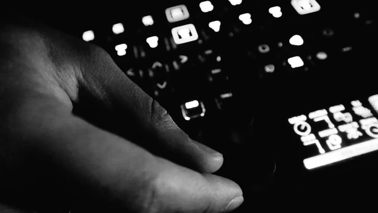 Ambient space with elektron syntakt 