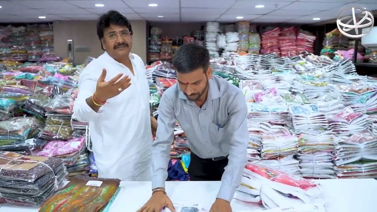 अगर शादी की साड़ियों में मुनाफा चाहिए तो ये वीडियो जरूर देखें || Wedding Saree Wholesale Market