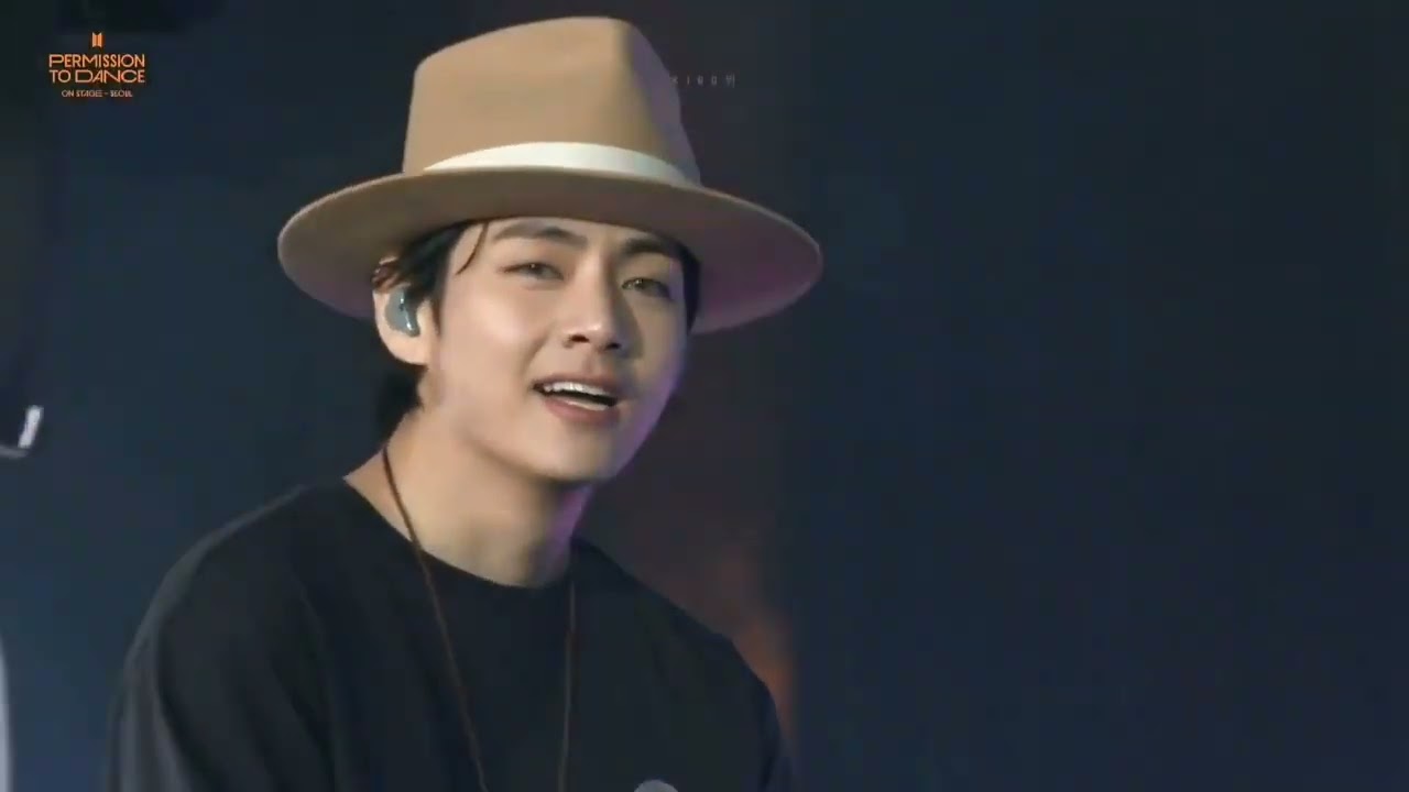 BTS 방탄소년단 'Airplane pt 2 + Baepsae' Live PTD On Stage Seoul D 1