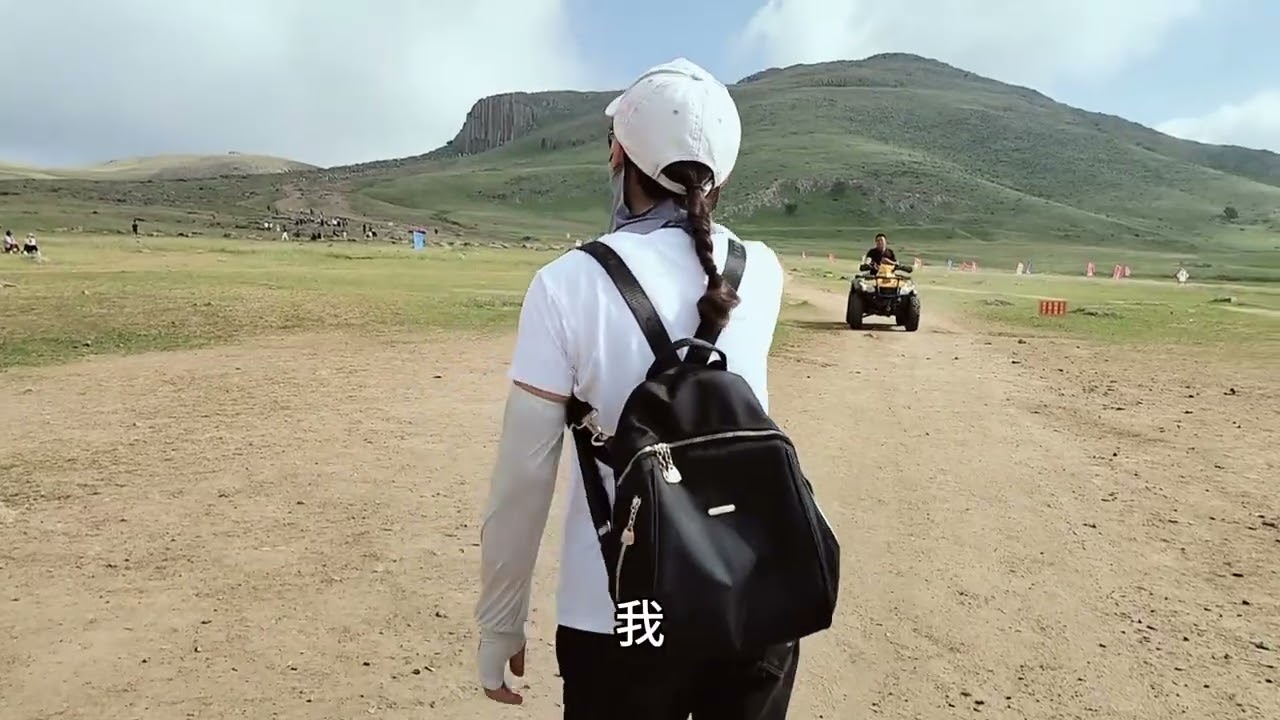 天津老两口徒步登山，看中华火山岩石柱群奇观“石条山”。#原创视频 #床车自驾 #旅行推荐官 #退休生活