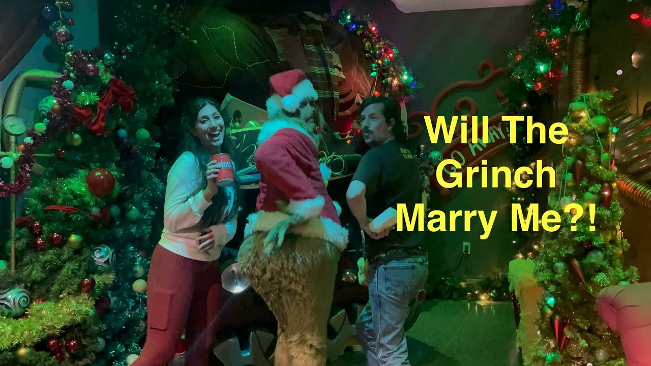 Meeting The Grinch at Universal Orlando!