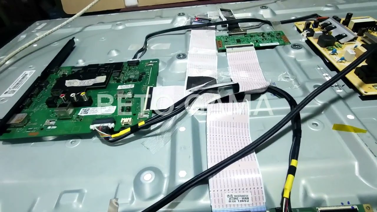SAMSUNG UN50TU8000 adaptandole Tcon independiente.