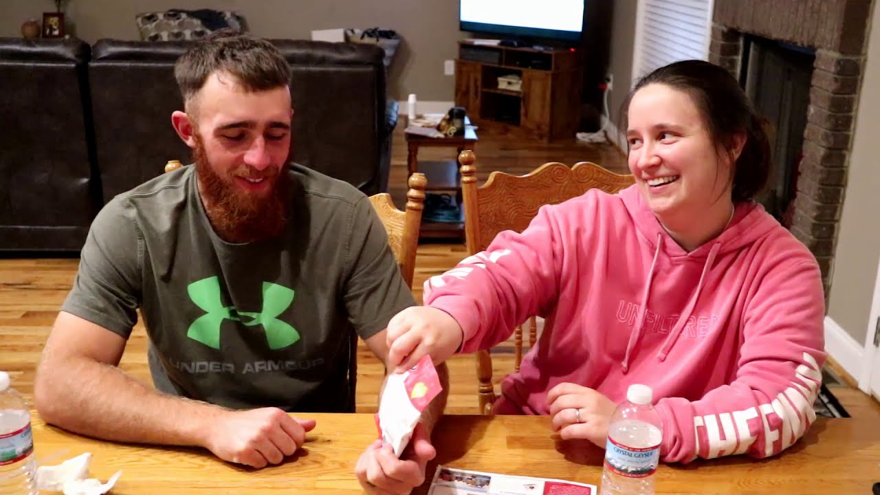 Southerners Try Netherland Snacks