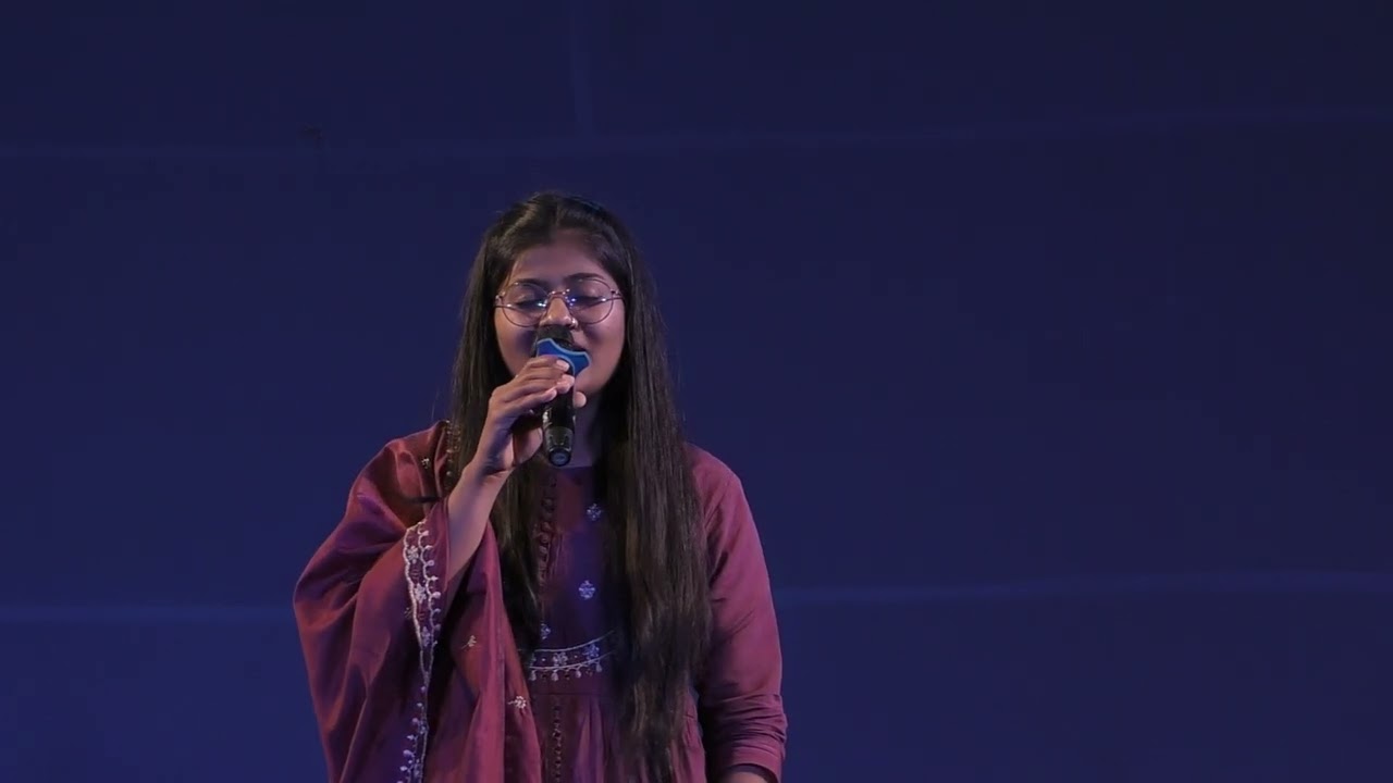 Snesha's singing