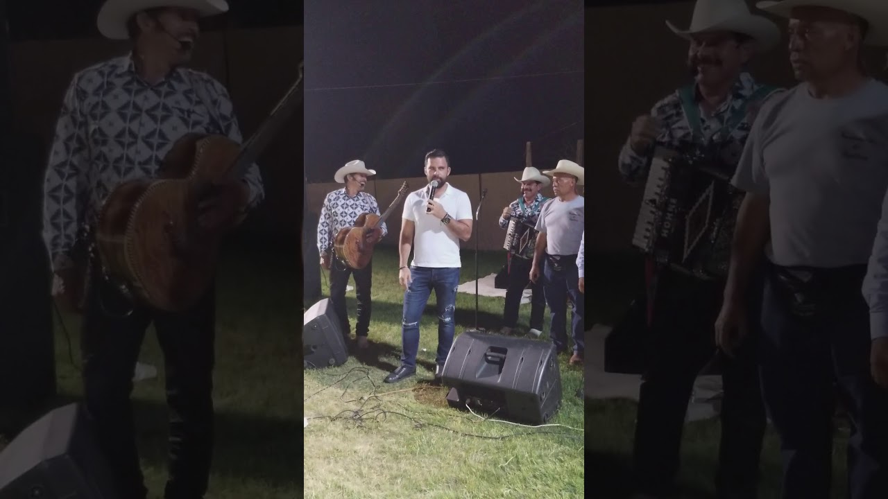 El Doggy del Show Erazno y Chokolara en Kermes de Humanitarios de Jiquilpan