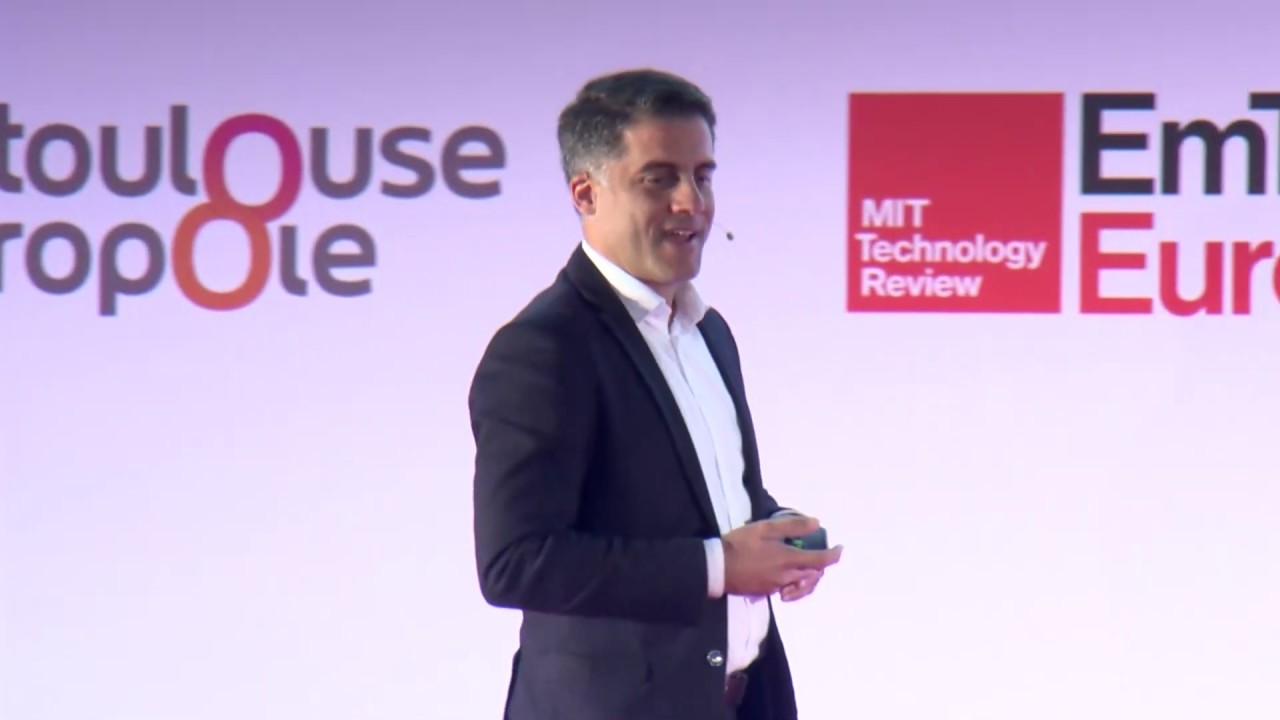 #EmTechEU David Fernández – Why do we still use needles for medical treatments?
