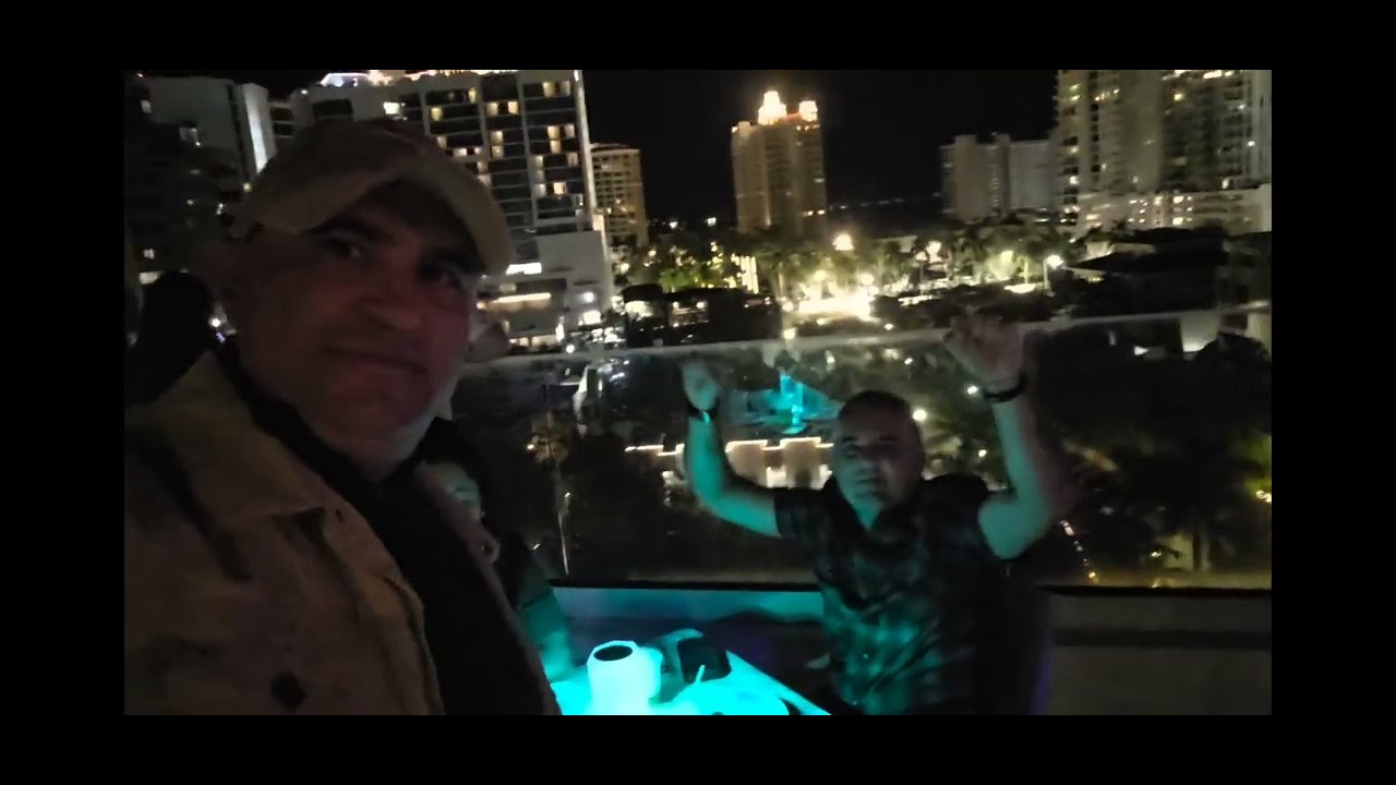 Rooftop art ovation hotel sarasota fl