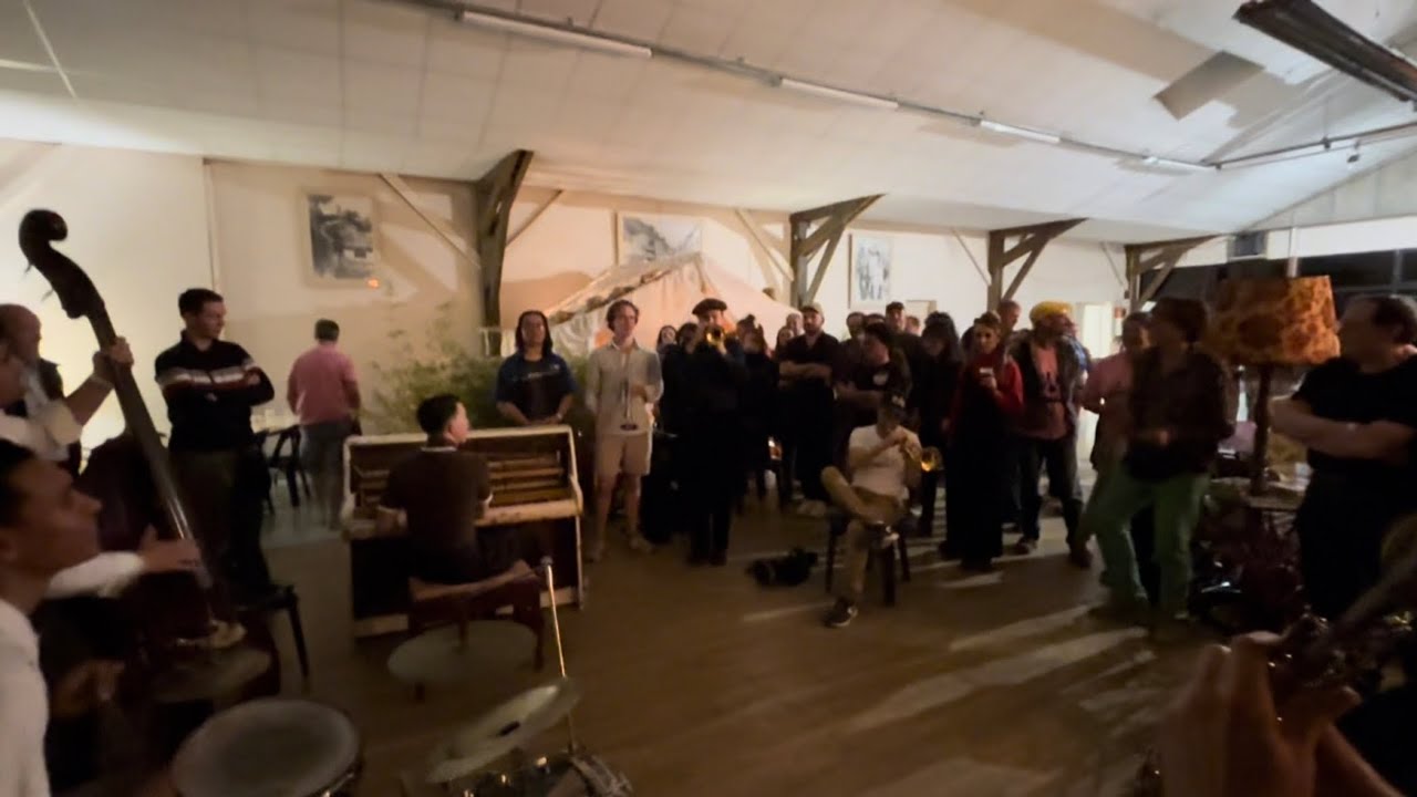 The craziest jazz jam ever…MUST WATCH! 