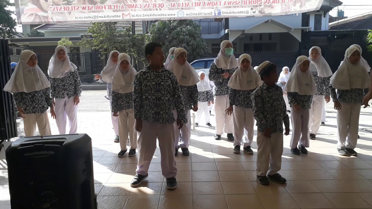 Senam maumere SD darul Hikam 2 Rancaekek