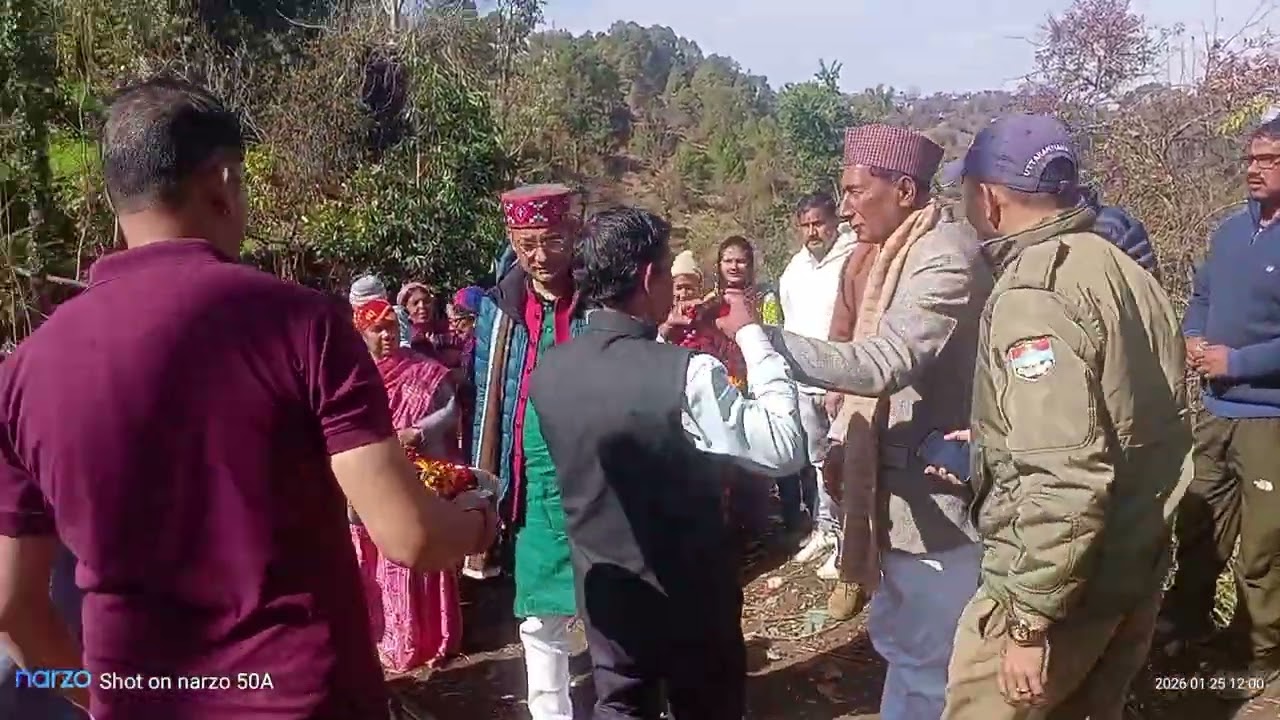 गांव के लोगों ने किया माननीय विधायक जी और ब्लॉक प्रमुख जी का स्वागत