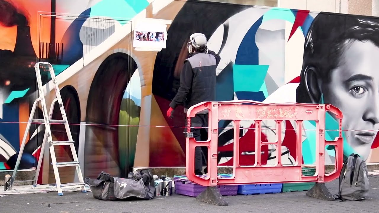 Hasan Kamil Design Co. - Richard Burton Mural at Swansea University