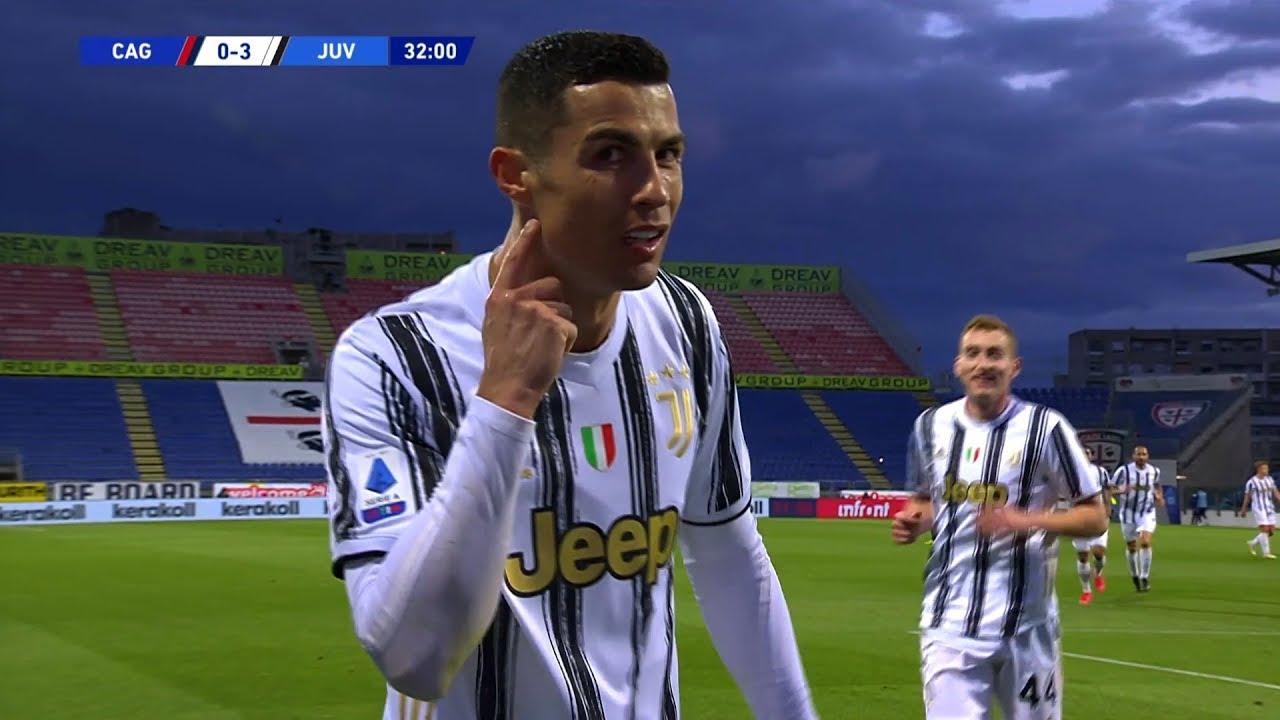 40+ Cristiano Ronaldo Amazing Skills 🤯