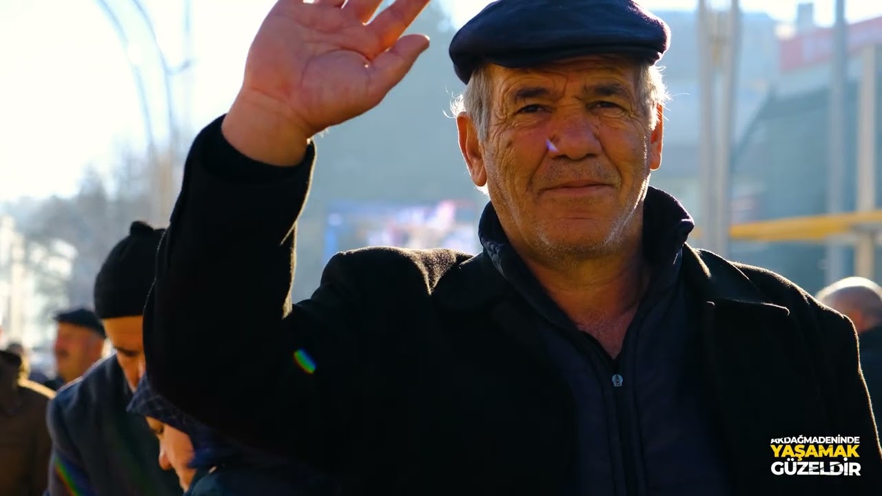 Bir Akdağmadeni Klasiği '' Perşembe Pazarı''