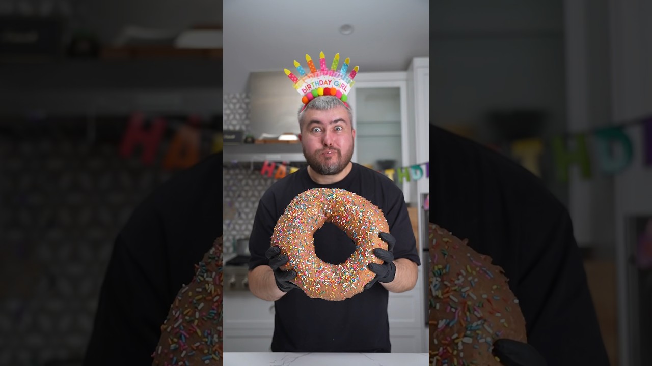 To JEST m&oacute;j urodzinowy pączek 🍩 @patrickzeinali
