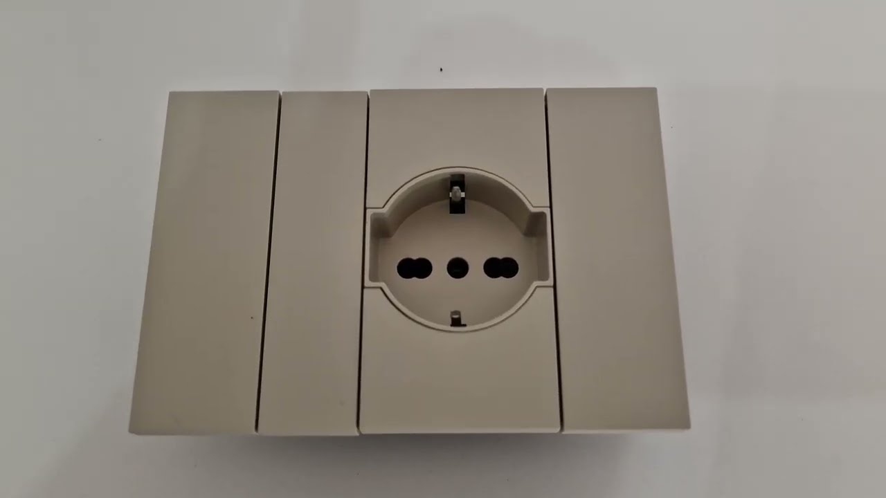 Presa Unel Schuko Bticino KM4140A16 sabbia - video prodotto - Offerta - Lux innovation