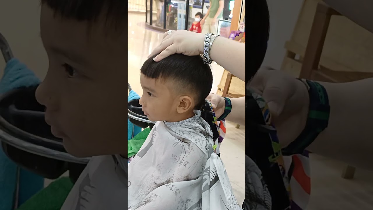 ตัดผมครั้งแรกที่ร้าน 3.8y